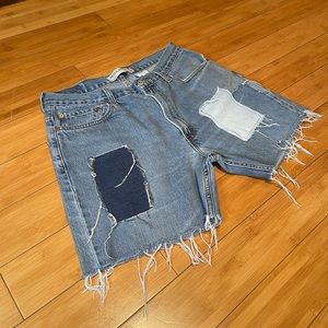 Vintage Urban Outfitters/ Levi’s Jean Shorts. Previously loved.  Great Condition